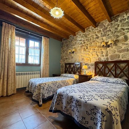 Casa Rural La Socarrena Guest House Luzmela Екстериор снимка