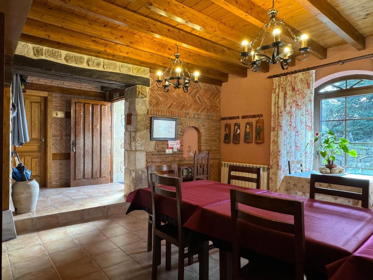 Casa Rural La Socarrena Guest House Luzmela Екстериор снимка